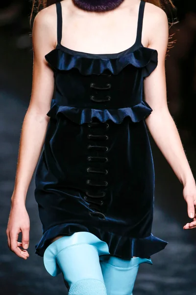 Look 107